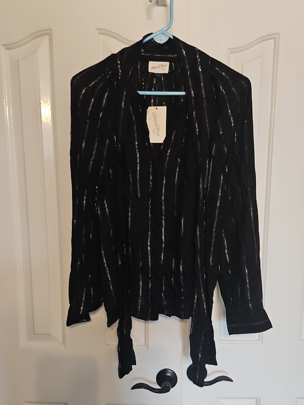 NWT Universal Thread Women's Black Metallic Stripe Top